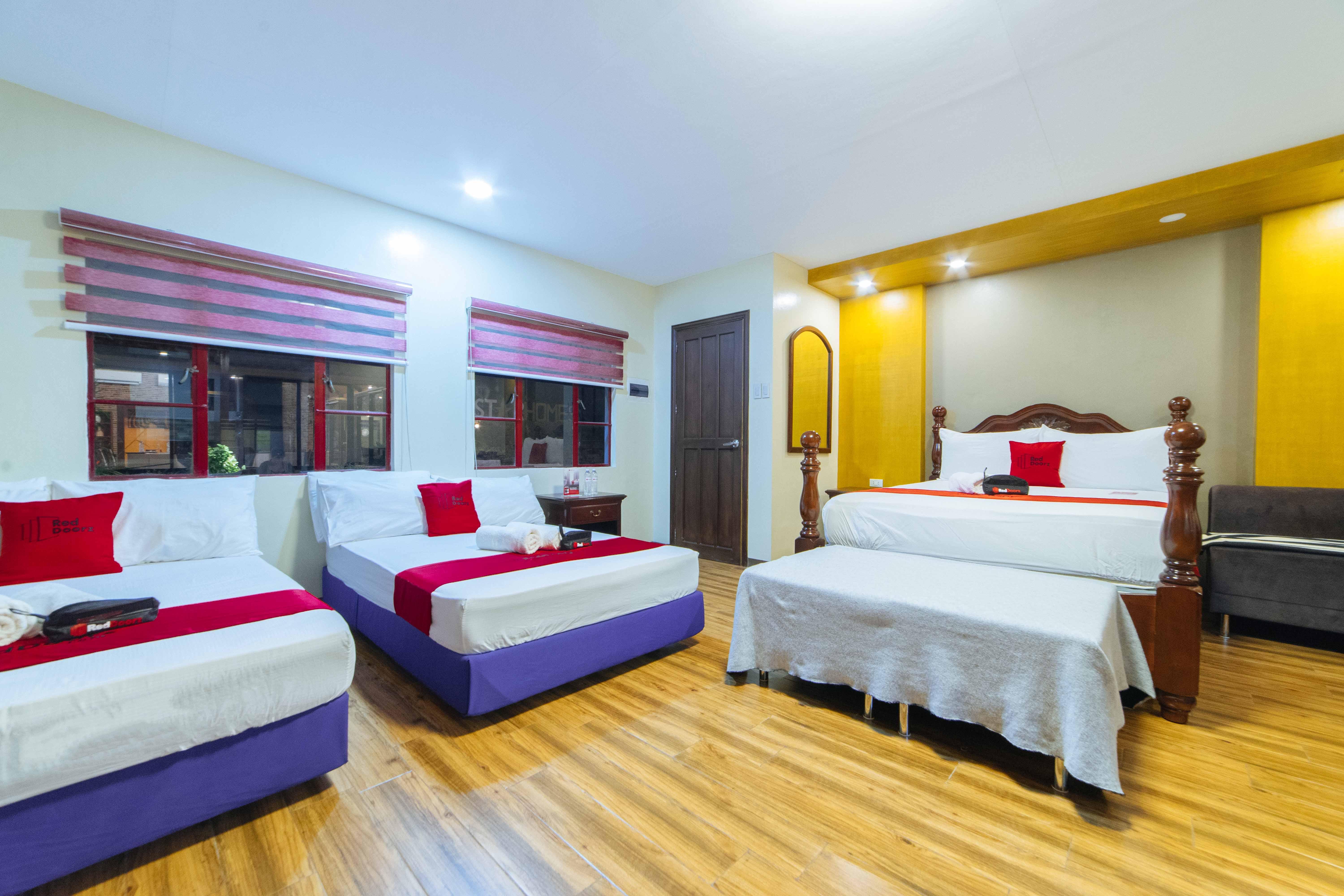 Reddoorz Plus @ Starhomes Olivianville Tarlac City Exteriér fotografie