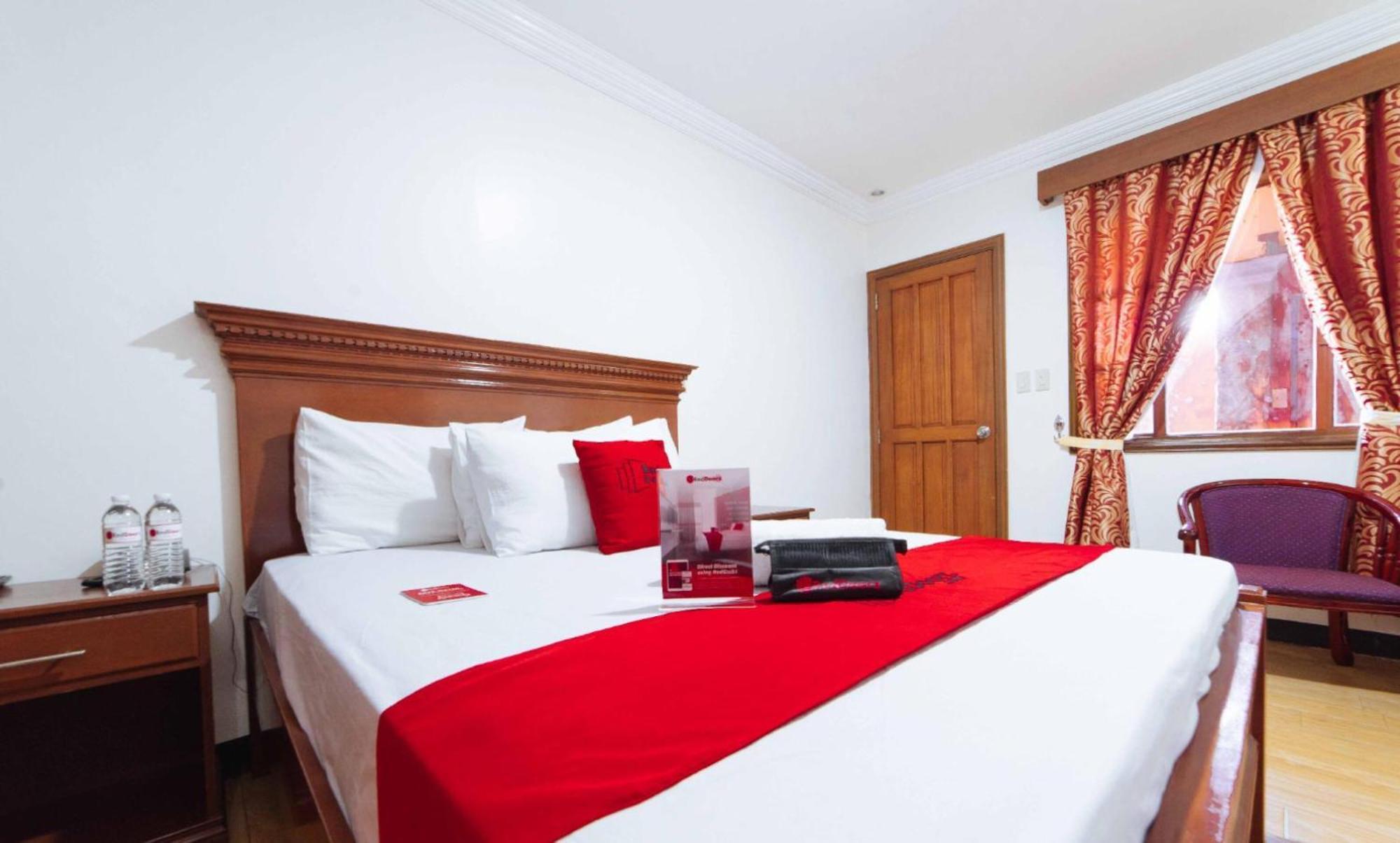 Reddoorz Plus @ Starhomes Olivianville Tarlac City Exteriér fotografie