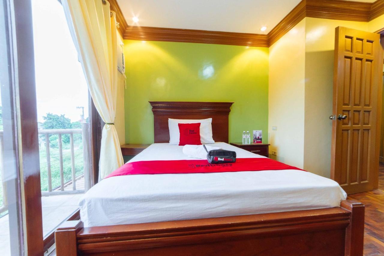 Reddoorz Plus @ Starhomes Olivianville Tarlac City Exteriér fotografie