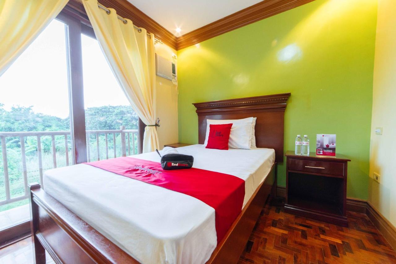 Reddoorz Plus @ Starhomes Olivianville Tarlac City Exteriér fotografie